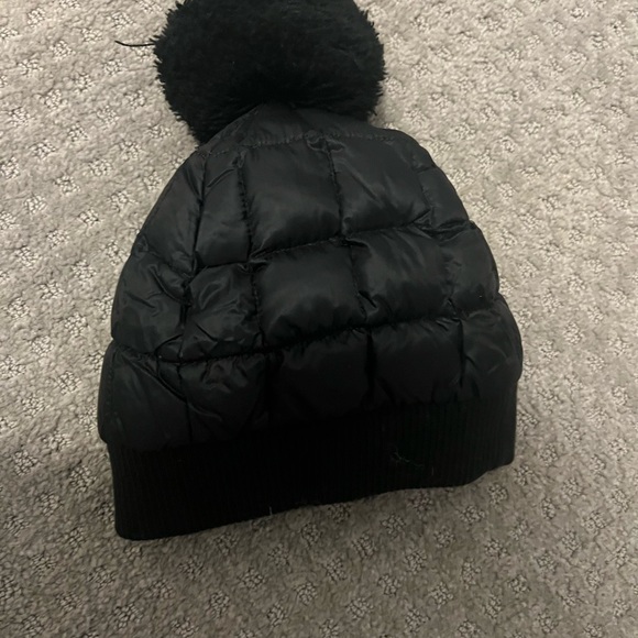 Canada Goose Nylon Puffer Beanie Hat - Picture 2 of 3